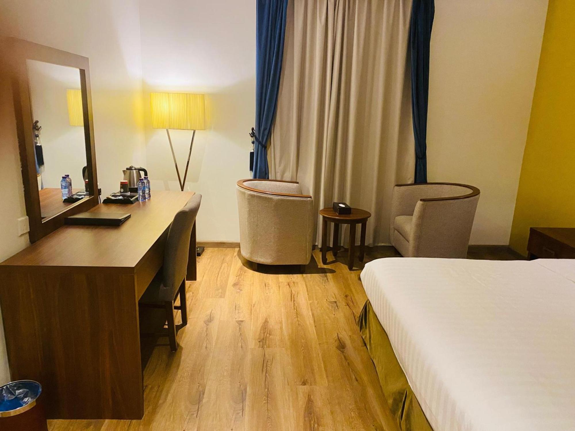 Al Nawras Hotel Jizan Buitenkant foto
